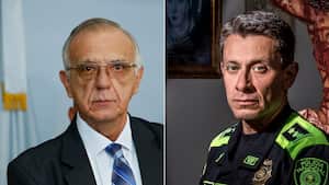 Ministro de la Defensa, Iván Velásquez
General ministro del Interior y ministro de Transporte