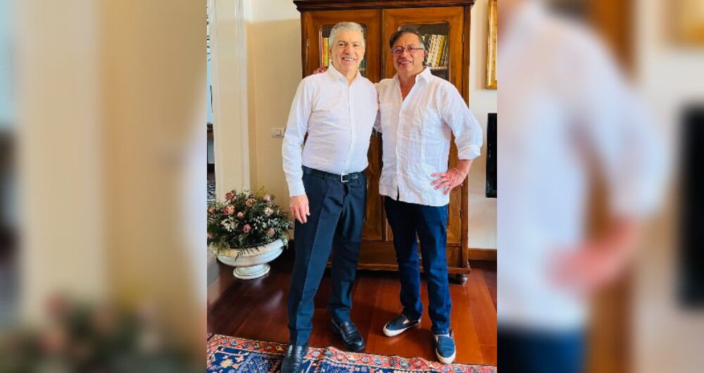 Reunión entre Gaviria y Petro en Italia.