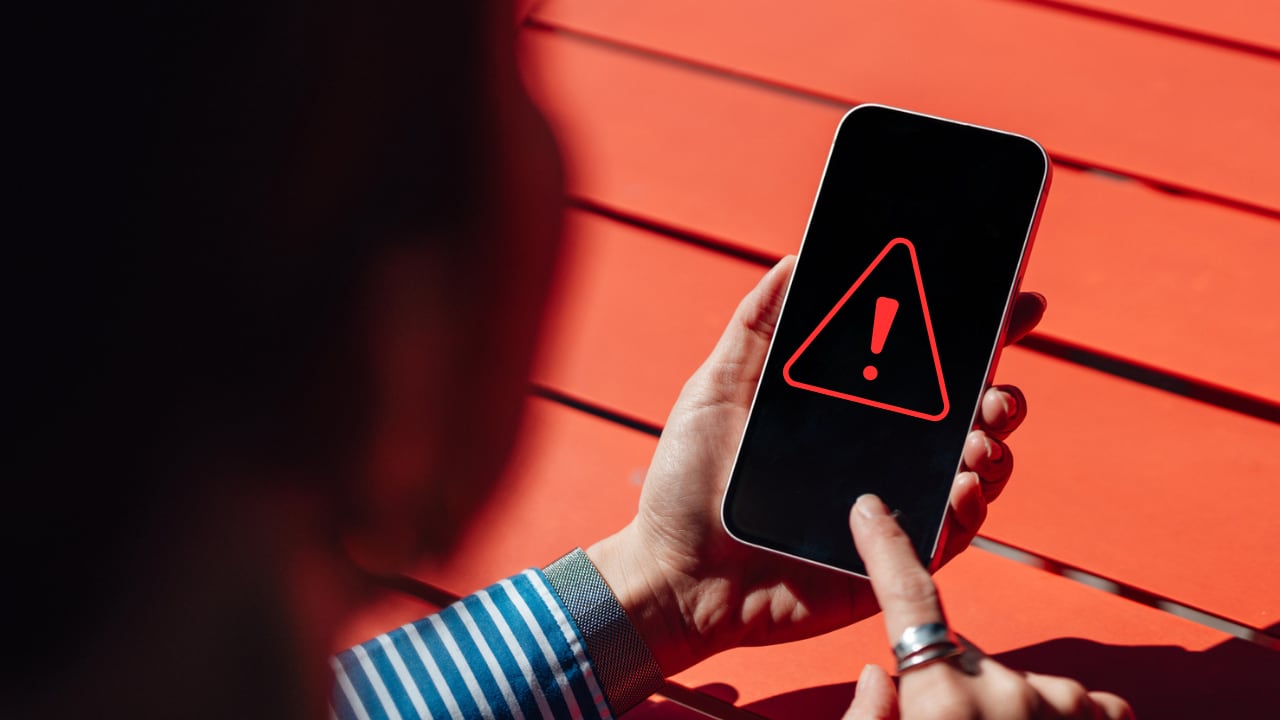 Delincuentes estarían usando tiendas falsas para engañar a usuarios y a sistemas de inteligencia artificial.