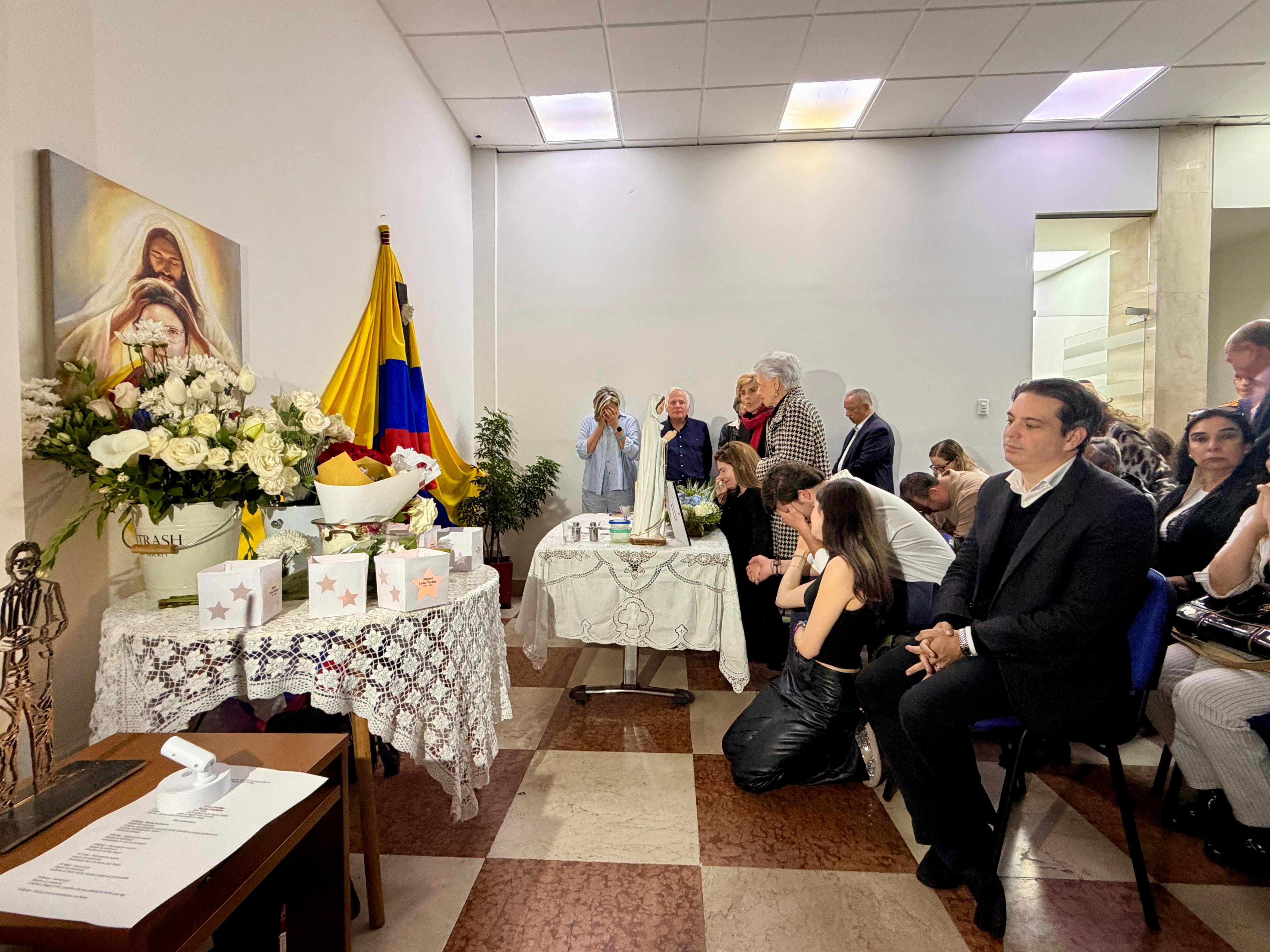 Eucaristía para honrar la memoria de Miguel Uribe Turbay.