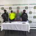Un hombre fue capturado y se encontraron varias armas entre ellas un fusil,