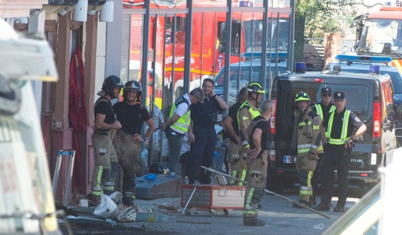 Las autoridades siguen trabajando para establecer la causa del incendio en la discoteca en Murcia, España