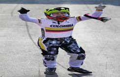 Mariana viene de una familia de deportistas. Su papá Carlos Mario Pajón es corredor de automóviles y su hermano Miguel es piloto de karts.