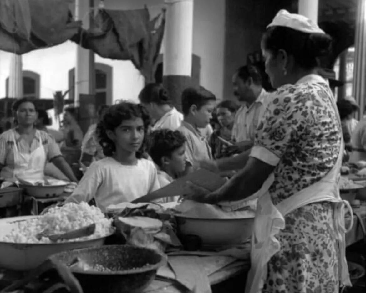 MERCADO DE HONDA, TOLIMA, 1945, COLLIER JOHN JR.