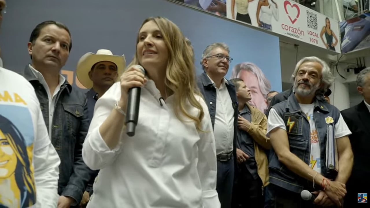 Paloma Valencia anunció a Juan Daniel Oviedo como su fórmula vicepresidencial.