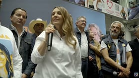 Paloma Valencia anunció a Juan Daniel Oviedo como su fórmula vicepresidencial.