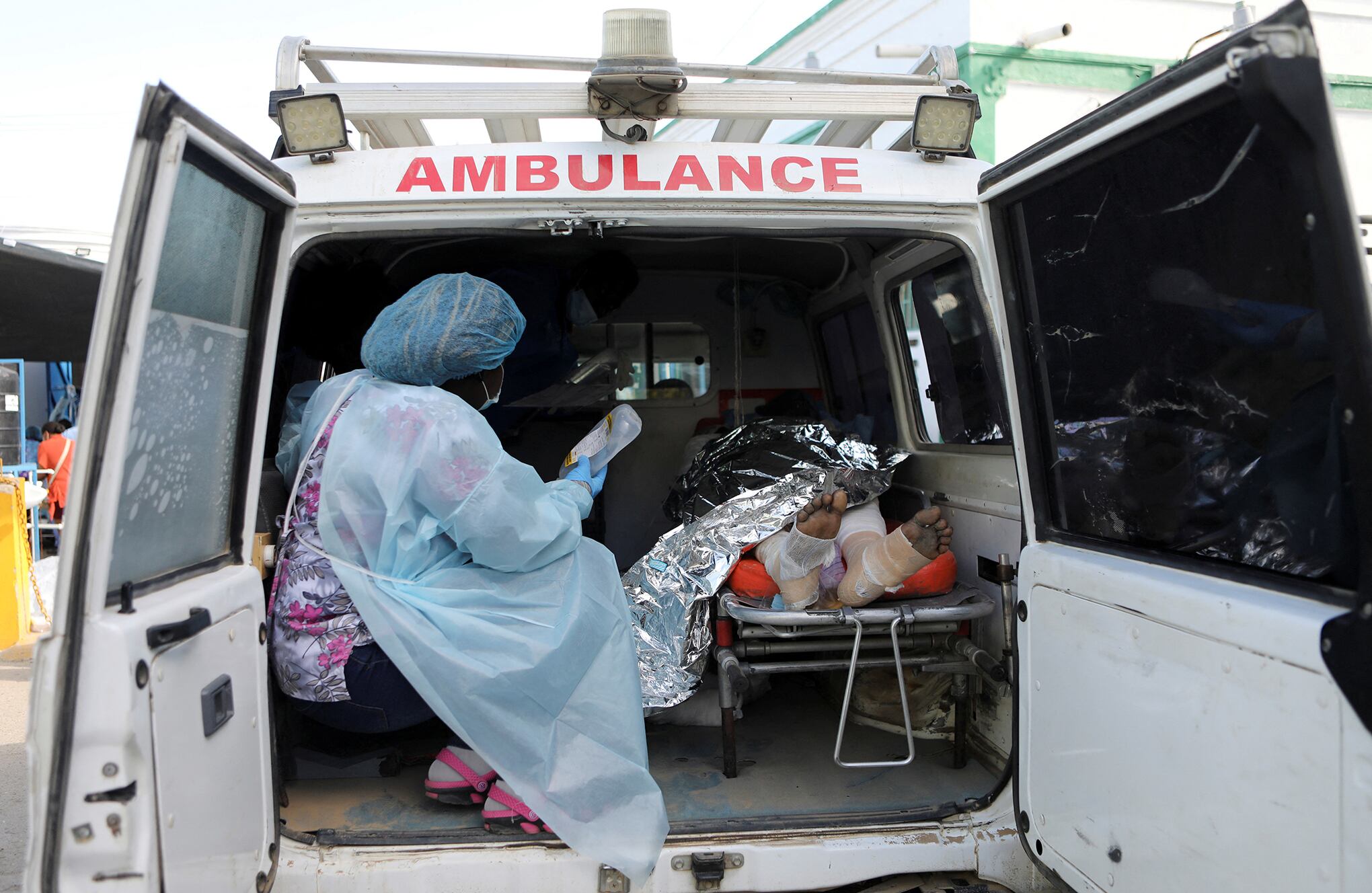 En Imágenes : Aumenta el número de muertos en la explosión de un camión en Haití