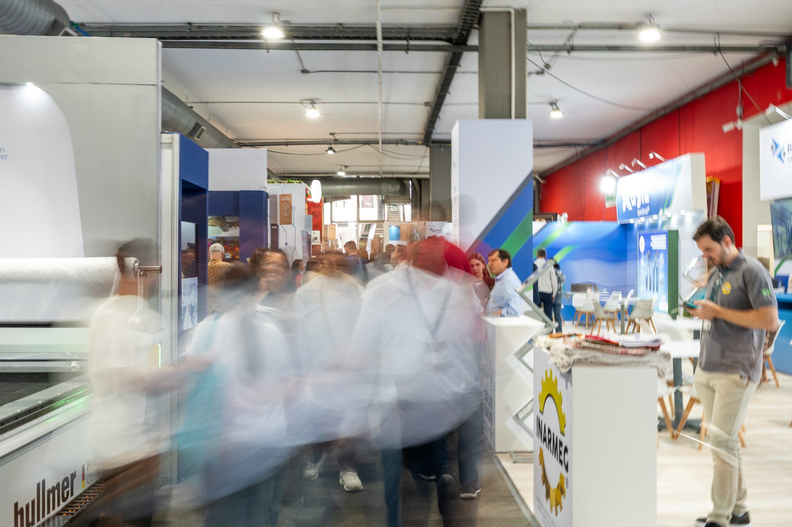 Colombiatex cerró su segundo día con más de 19.000 estudiantes.