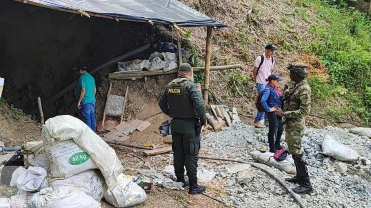 En sencillas casas rurales de Samaná, Caldas, se escondían cabecillas del Clan de Oriente