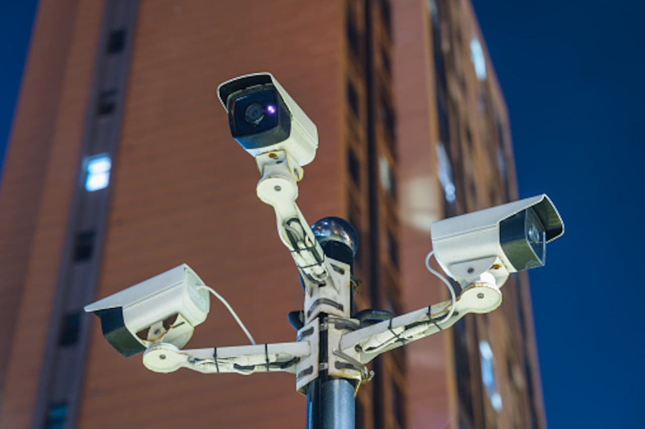Las autoridades moscovitas recurrieron a cámaras de vigilancia para localizar a los jóvenes que cumplen los requisitos para hacer el servicio militar obligatorio.