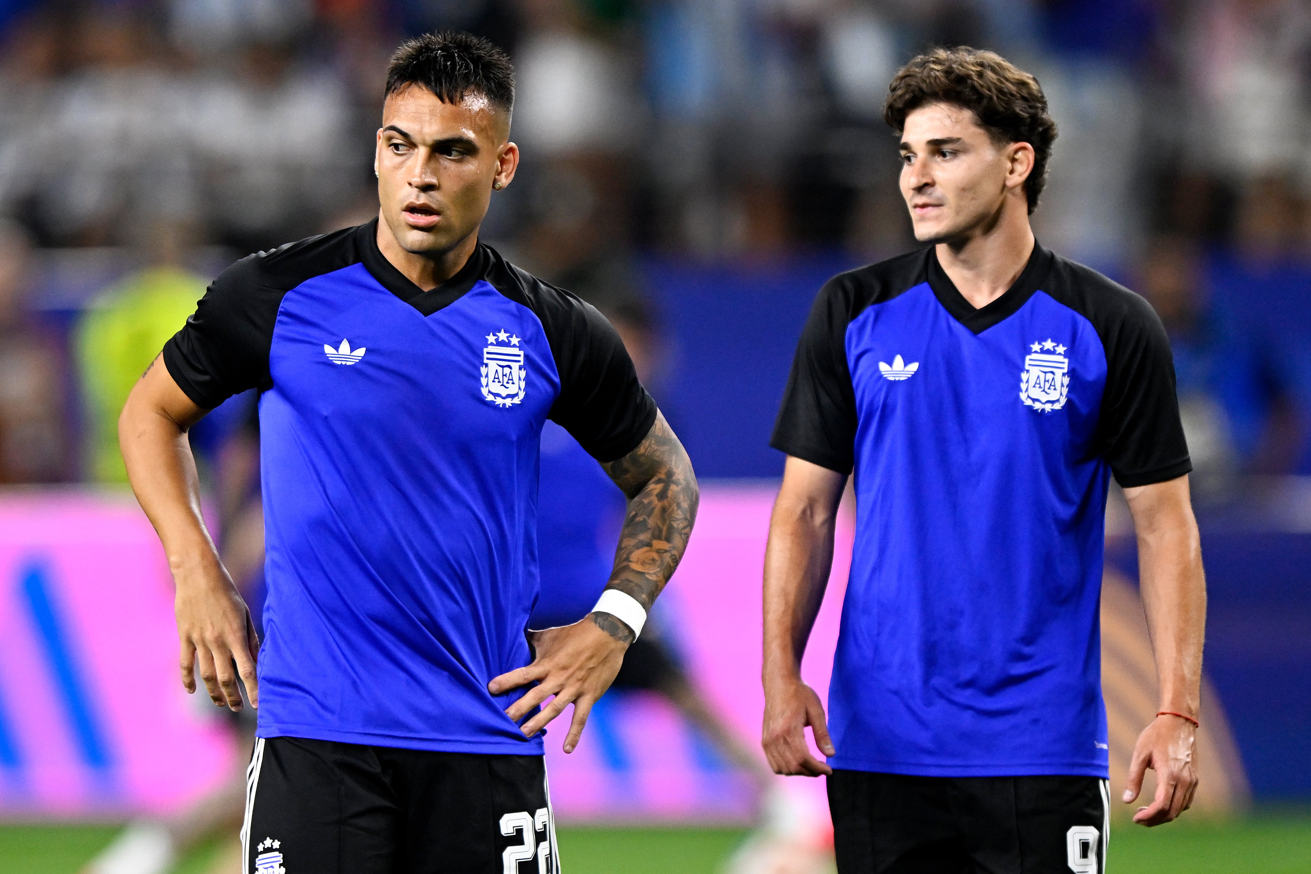 ARLINGTON, UNITED STATES - JUNE 28: Lautaro Martinez of Argentina, Julian Alvarez of Argentina during the Group J: FIFA World Cup 2026 match between Jordan and Argentina at Dallas Stadium on June 28, 2026 in Arlington, Texas. (Photo by Pablo Morano/BSR Agency/Getty Images)
