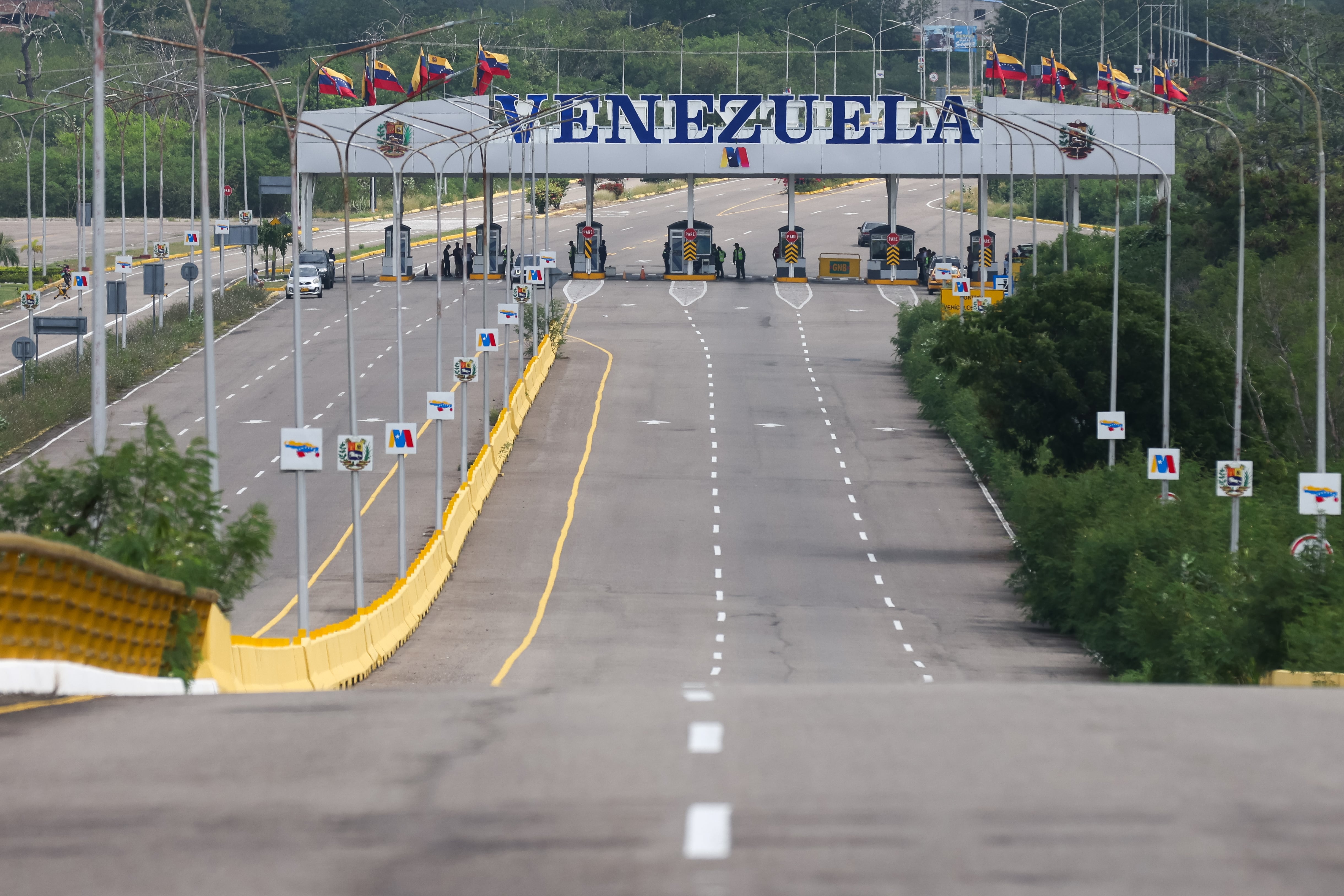 Frontera entre Colombia y Venezuela en Cucúta, Norte de Santander. Paso fronterizo.