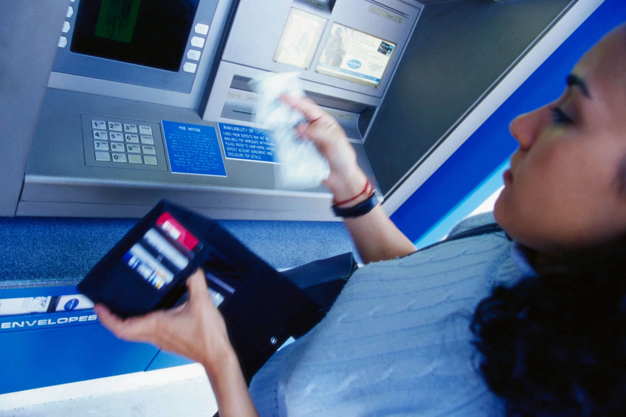 En pleno auge de la era digital, los cajeros automáticos continúan siendo un recurso clave para retirar dinero en efectivo.