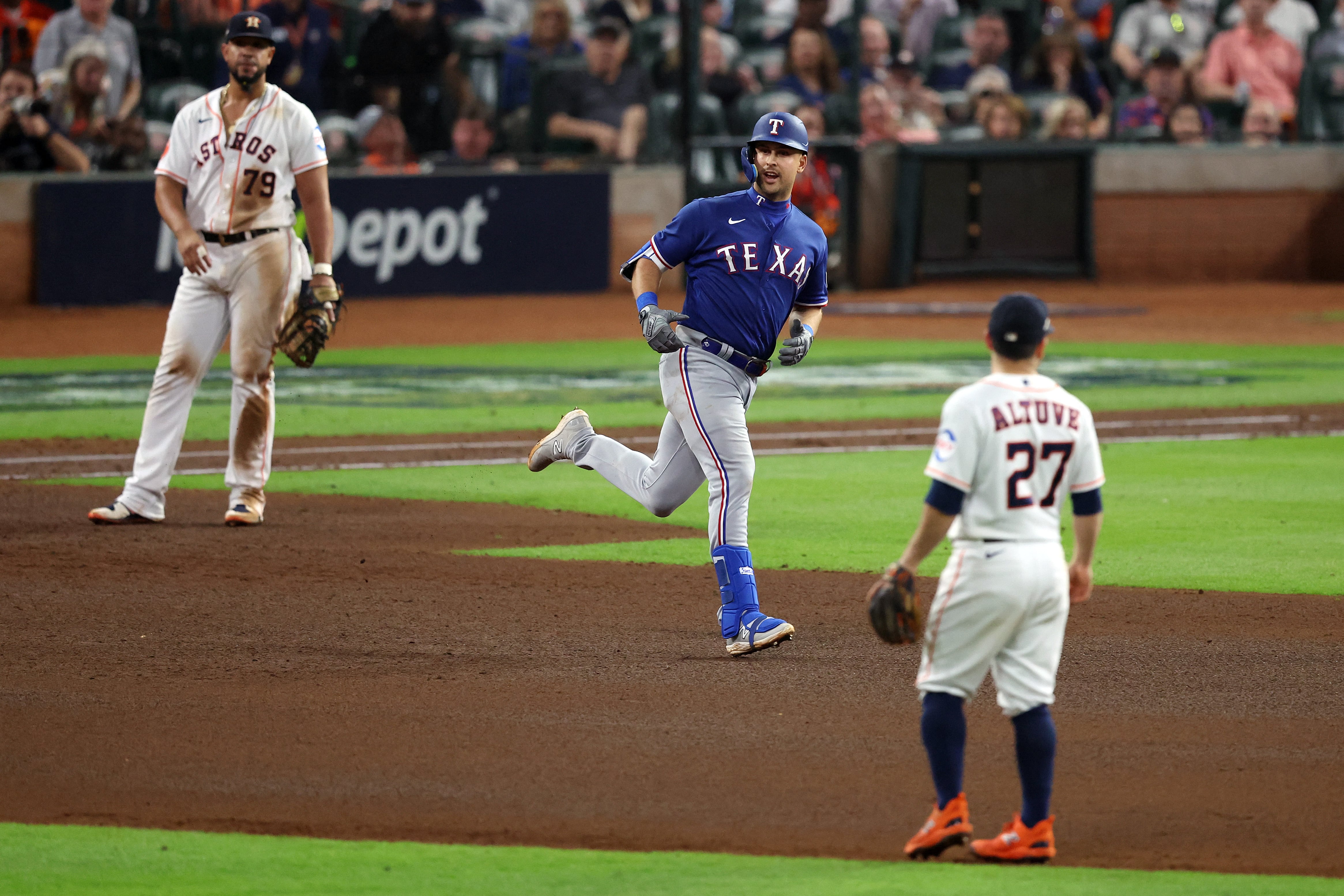 Championship Series - Texas Rangers v Houston Astros - Game Seven