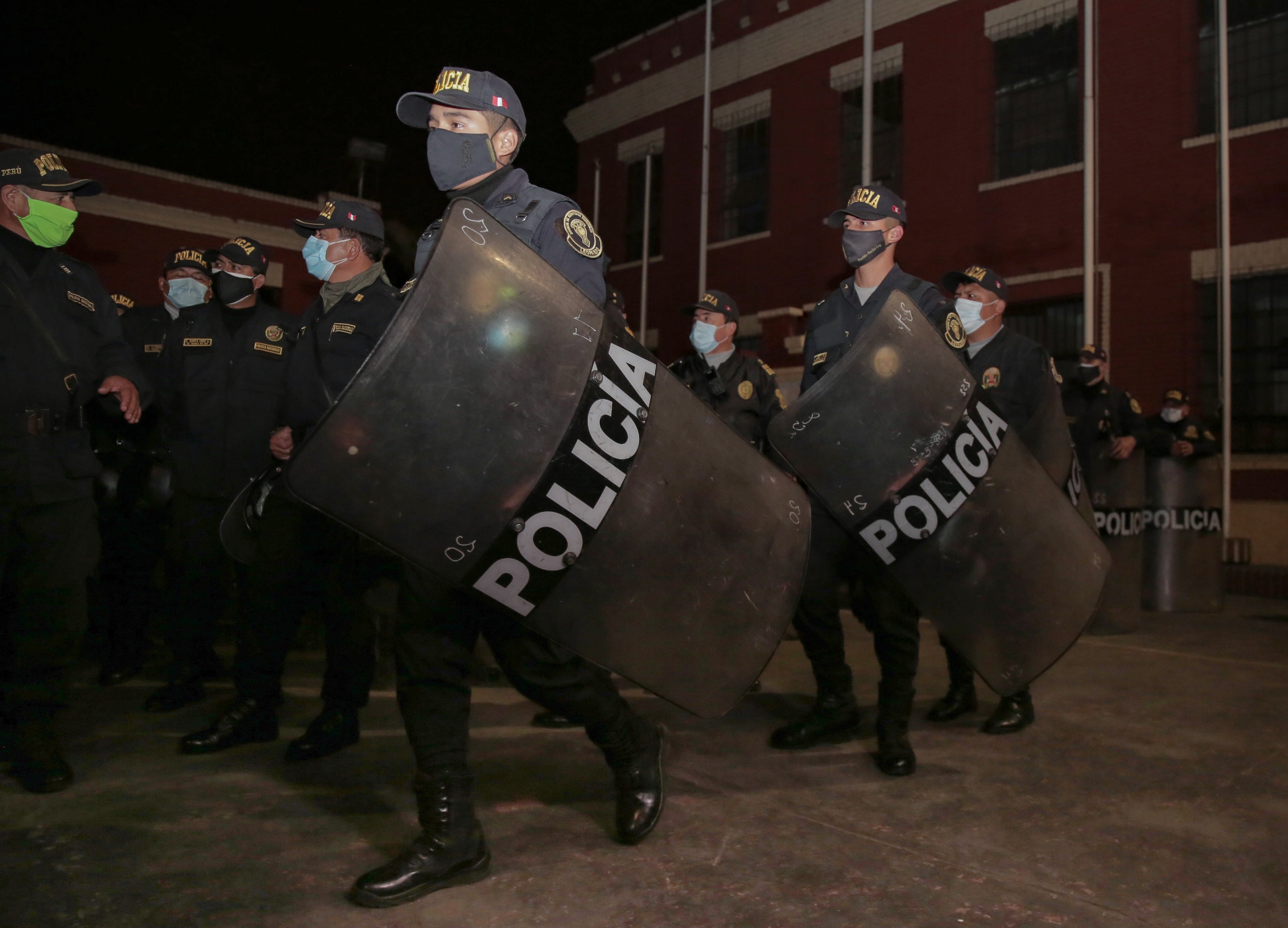 Detienen a decenas de presuntos integrantes de Sendero Luminoso en Perú