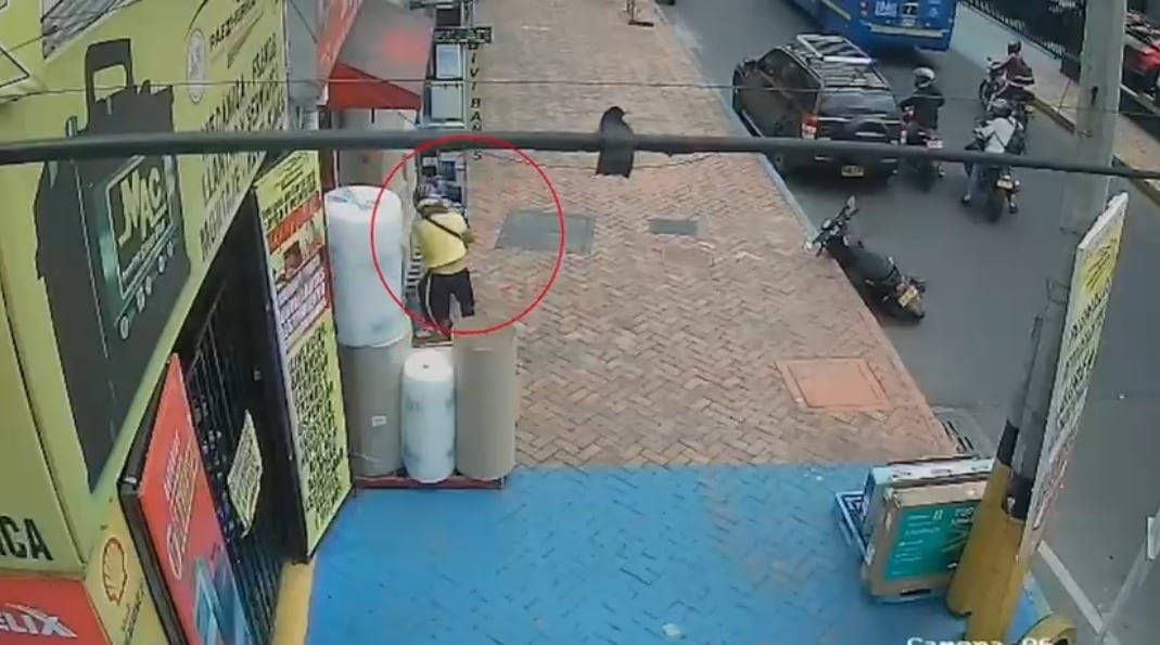 Capturan a joven que hirió a un ciudadano para robarle una cadena de 9 millones de pesos en Suba.