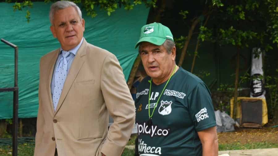 Presidente del Deportivo Cali, Luis Fernando Mena, y DT del equipo, Jorge Luis Pinto.