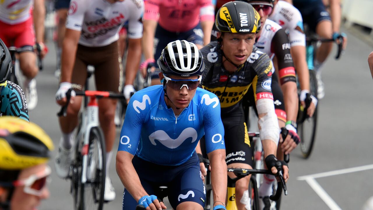 Miguel Ángel López Movistar Team en la meta de Fougerés