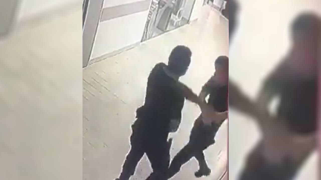 El motivo del altercado habría sido diferencias sobre la seguridad de un recluso.