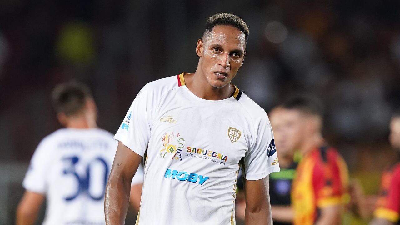 Yerry Mina milita en el Cagliari de la Serie A de Italia.