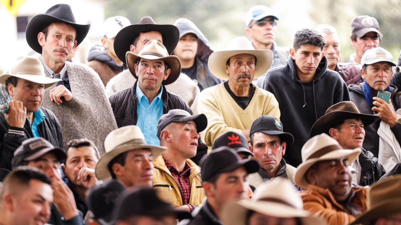 Mesa de diálogo en el Puente de Boyacá.