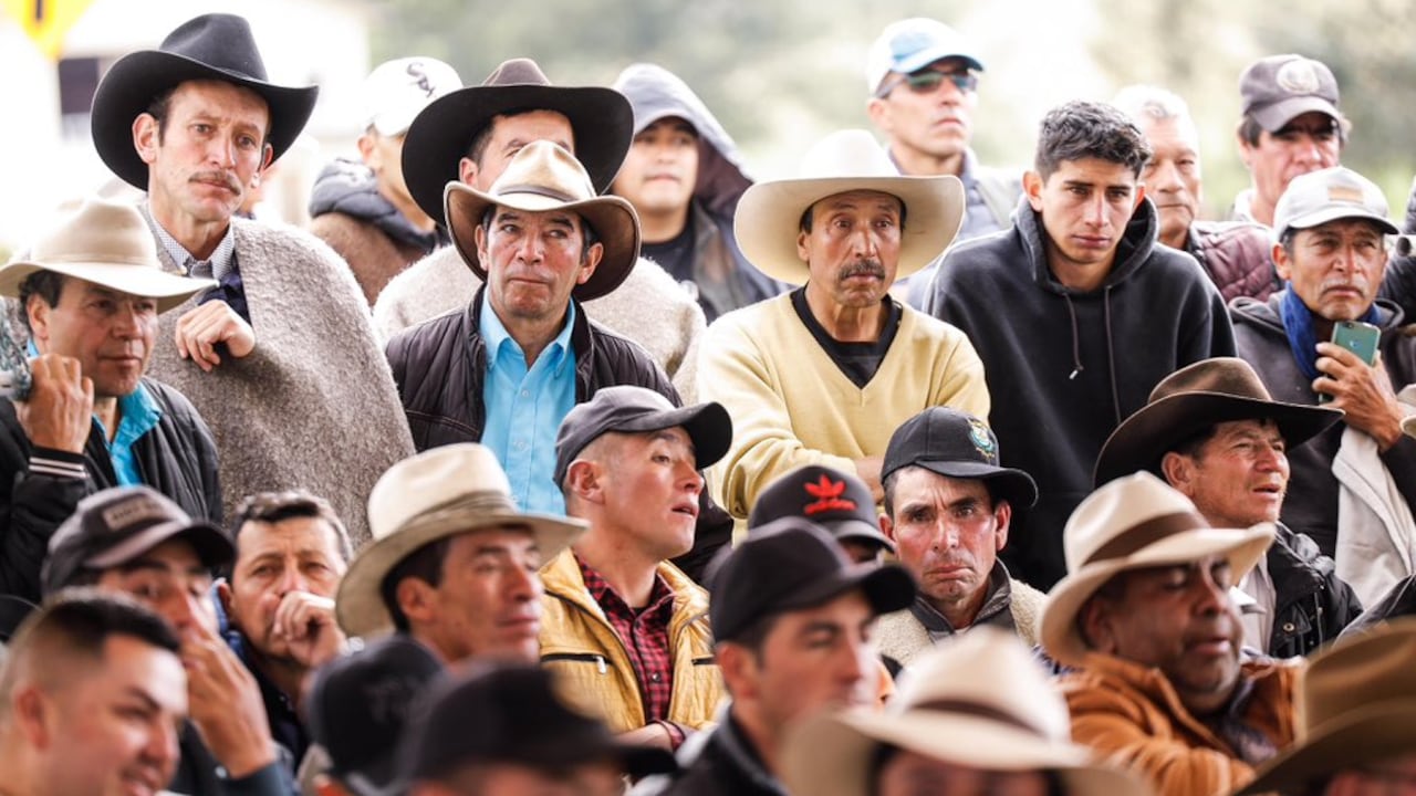 Mesa de diálogo en el Puente de Boyacá.