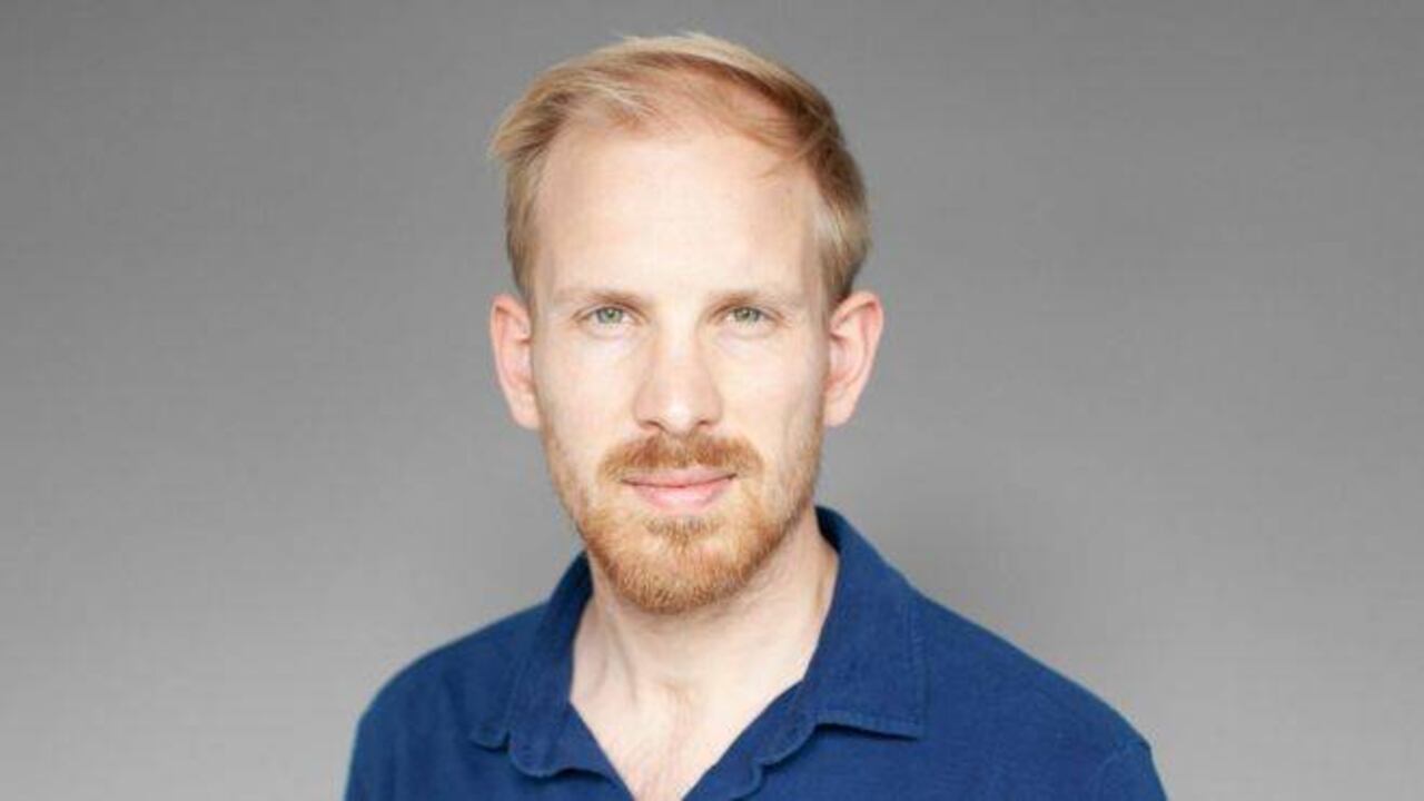 Rutger Bregman, historiador holandés y fenómeno en las redes sociales. Fotos: BBC/Getty
