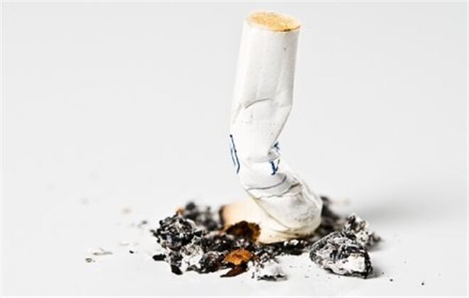 Fumar es el peor hábito de todos, debido a que compromete la salud respiratoria. 