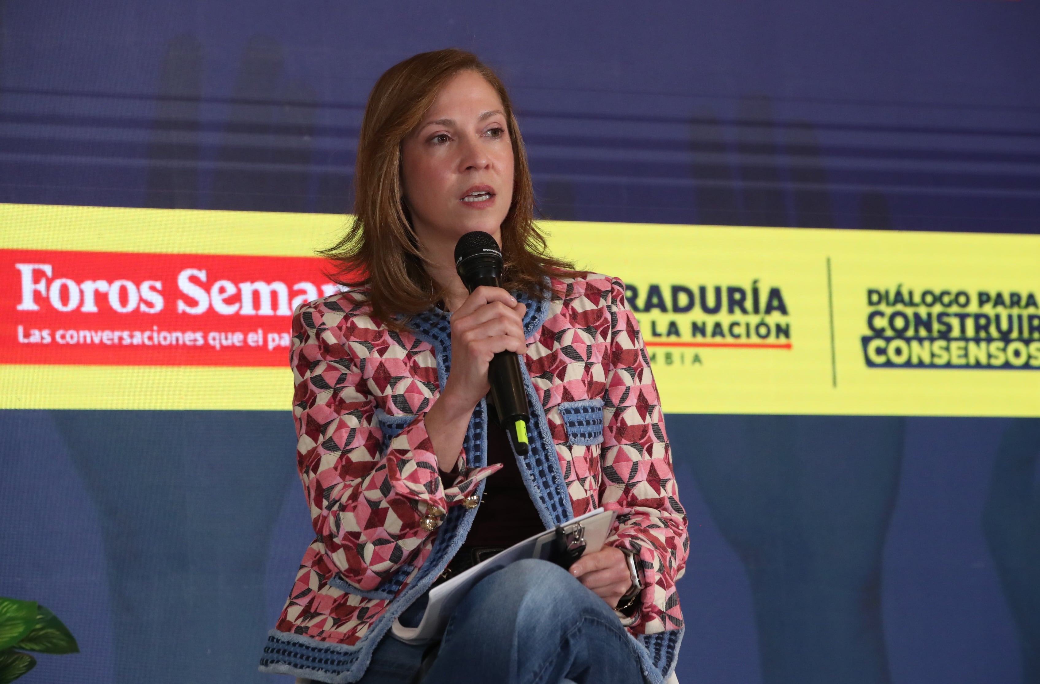 Foro Paz Electoral
Viernes, 31 de octubre de 2025 


Sector empresarial, un actor clave para la democracia
María Claudia Lacouture
Presidenta de Amcham y exministra de Comercio, Industria y Turismo

Modera: Laura Charry
Editora central de SEMANA