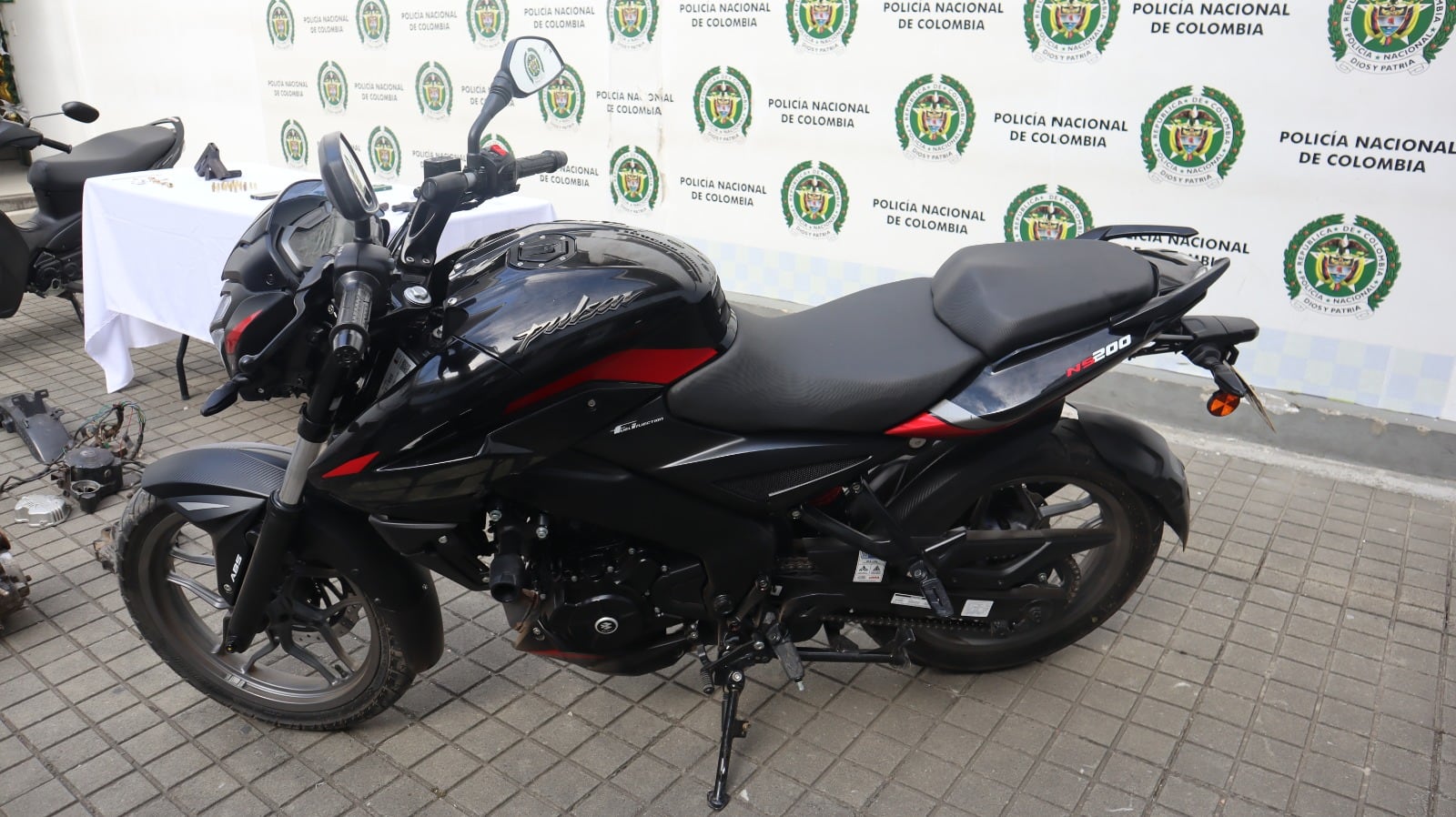 En el operativo se logró recuperar dos vehículos que habían sido hurtados.