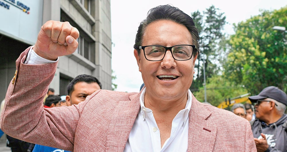 Los familiares del candidato presidencial asesinado en Ecuador, Fernando Villavicencio, presentaron una demanda contra el Gobierno y los mandos policiales por el delito de “asesinato por omisión dolosa”.