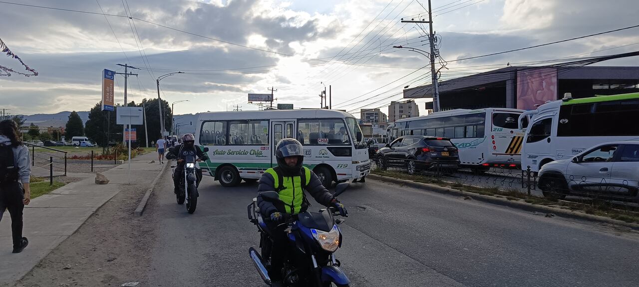 Paro de transportadores en Chia