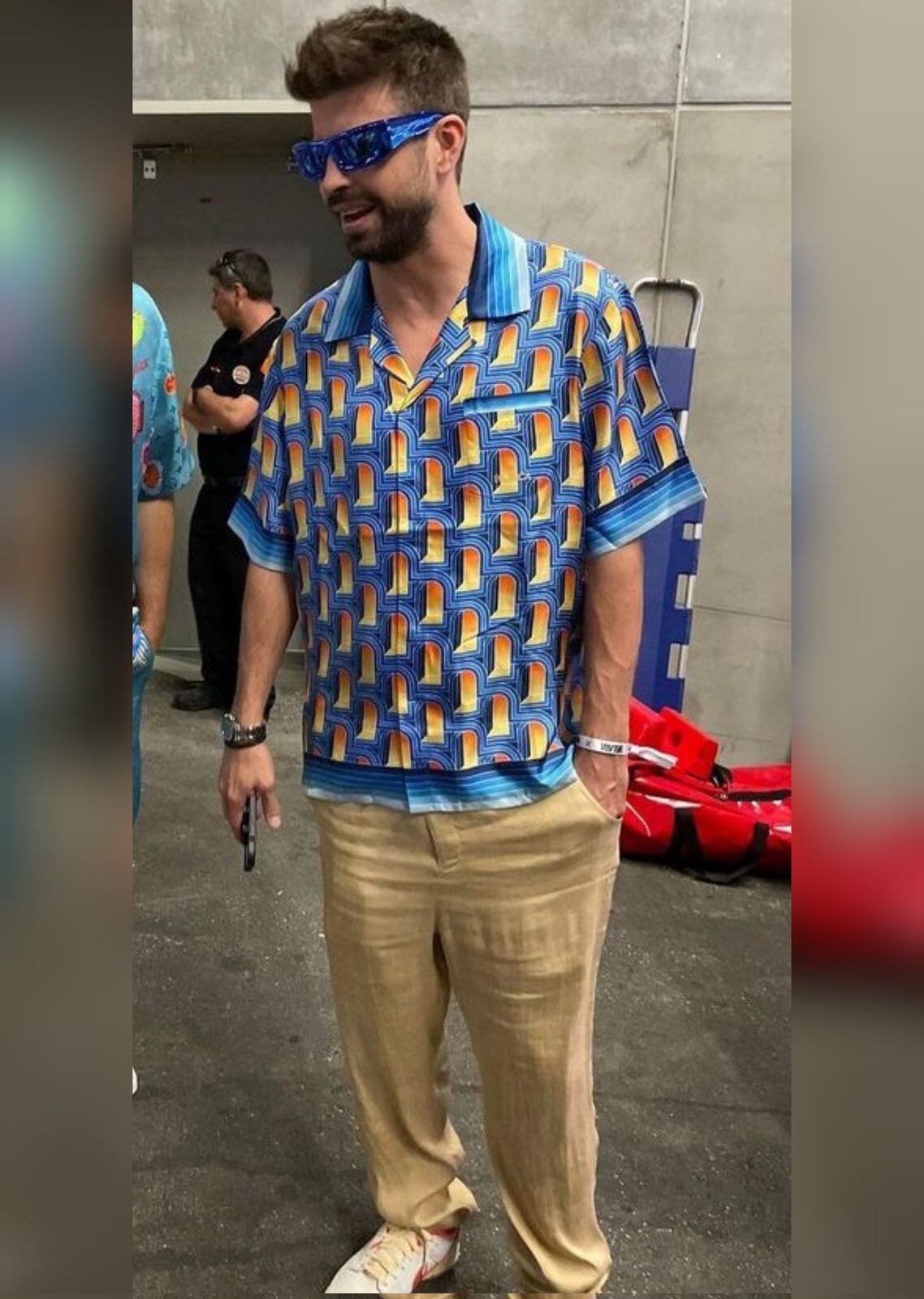 El empresario lució un inesperado atuendo en un evento