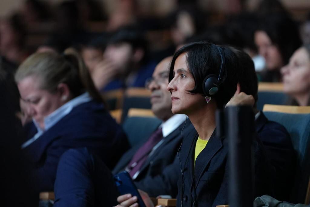La ministra de Ambiente, Susana Muhamad, durante un evento en Francia.