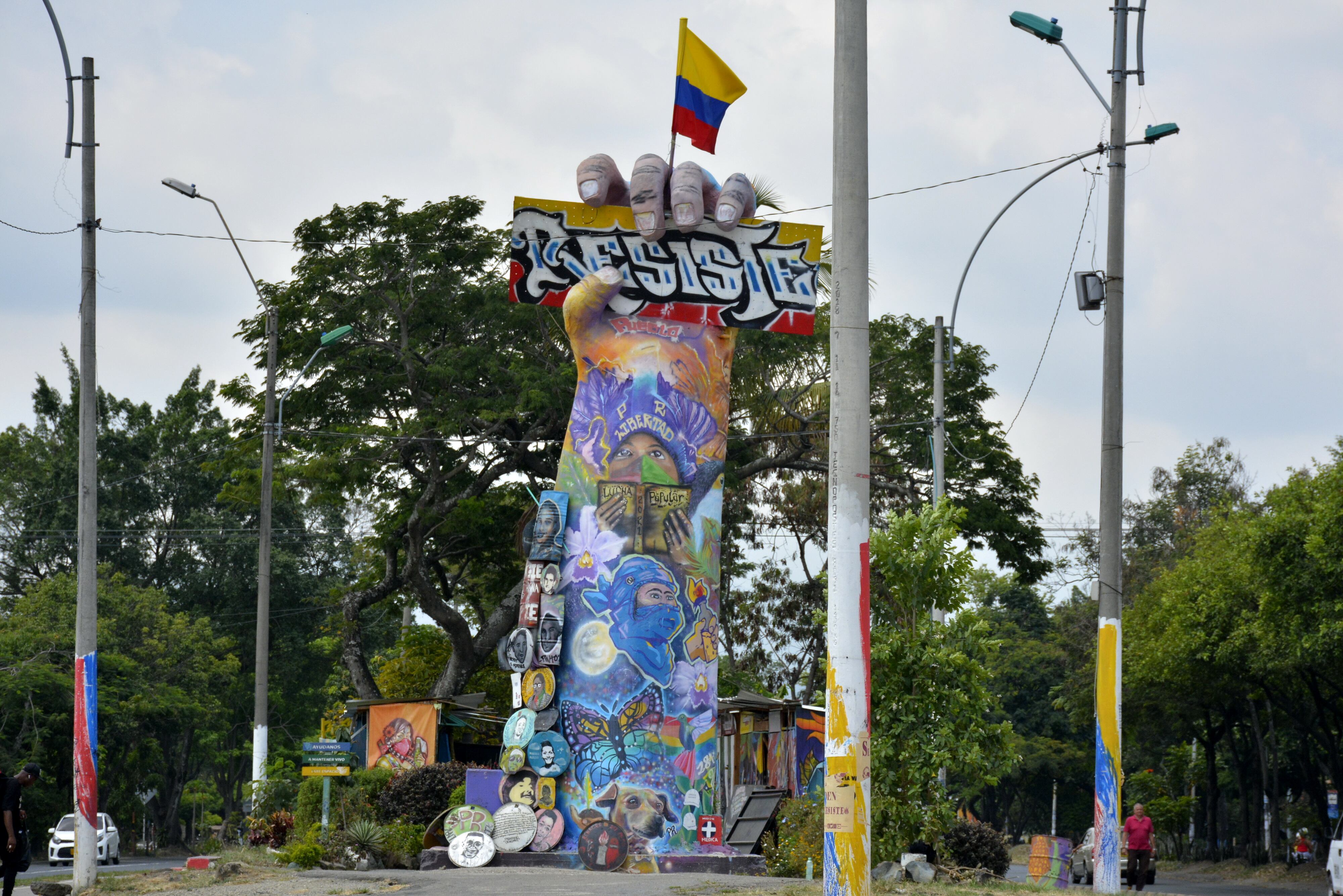 Monumento a la resistencia Cali en el sector conocido como Puerto Rellena en el oriente de Cali.