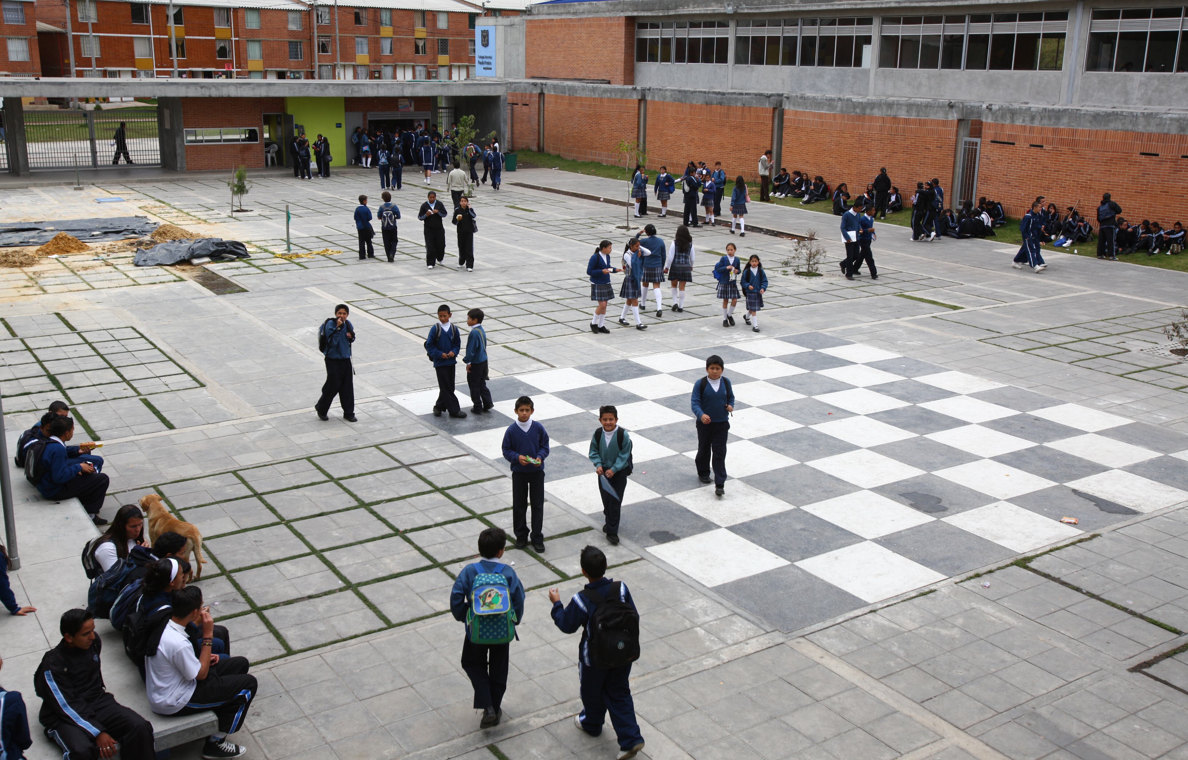 Estudiantes colegio distrital