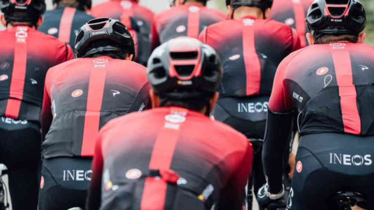 Cuatro ciclistas italianos del Ineos están aislados por el coronavirus