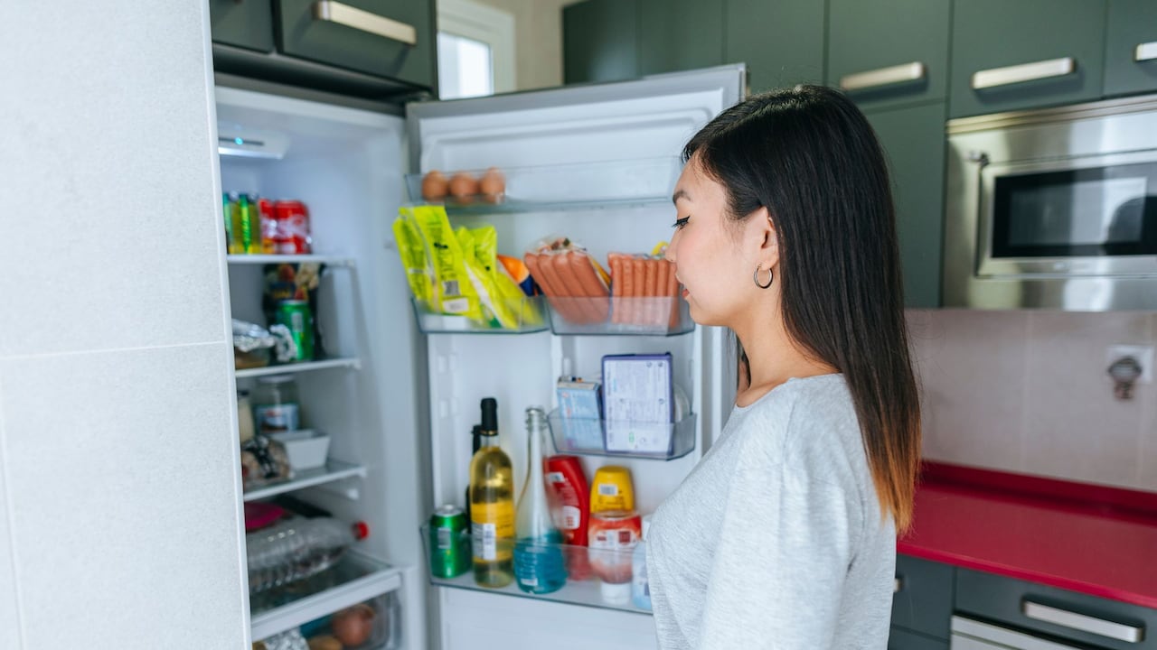 Ubicar los productos según sus necesidades de refrigeración permite preservar su calidad, textura y sabor.