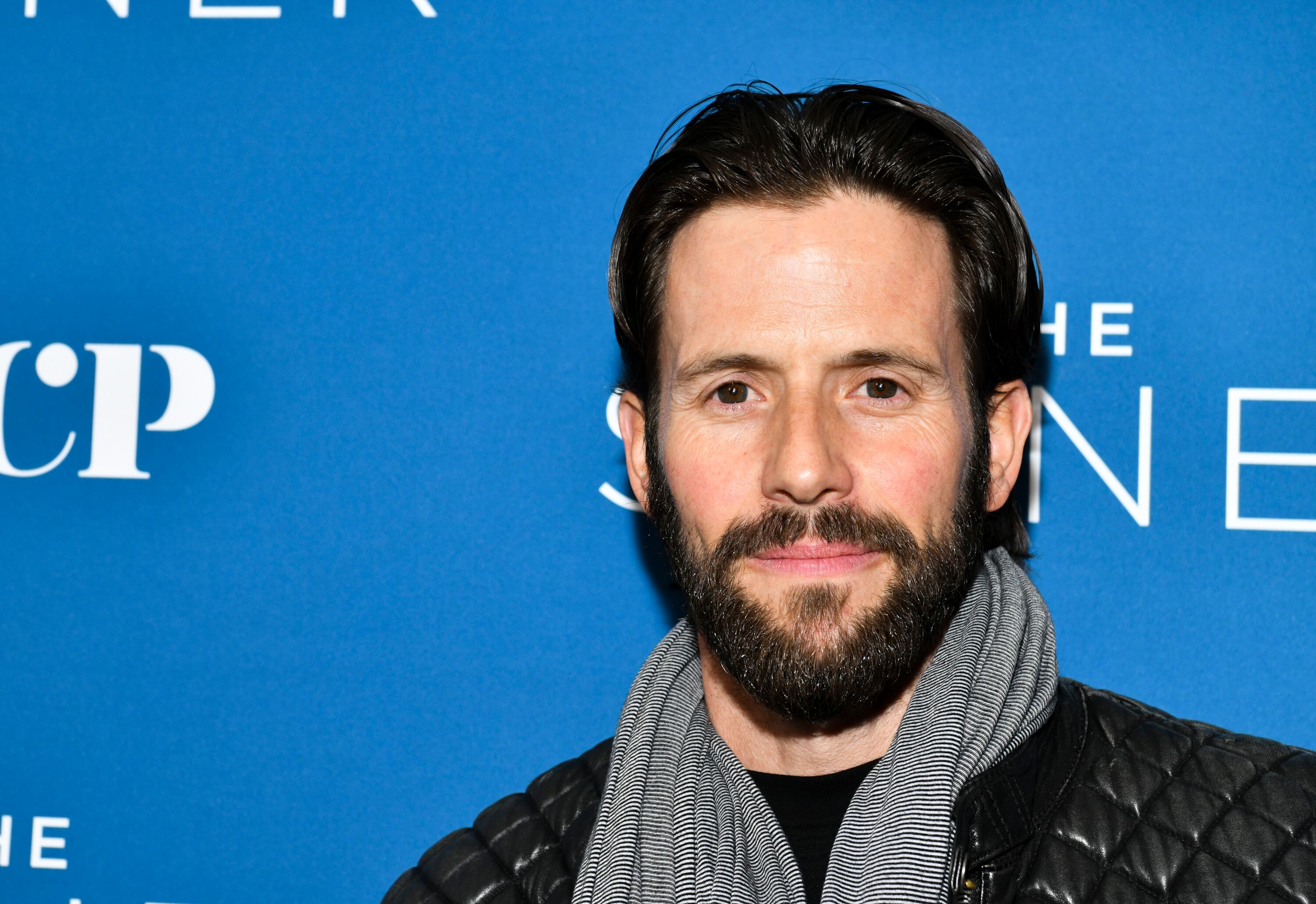 Christian Oliver llega al estreno de la temporada 3 de 'The Sinner' de USA Network en el London West Hollywood el 03 de febrero de 2020 en West Hollywood