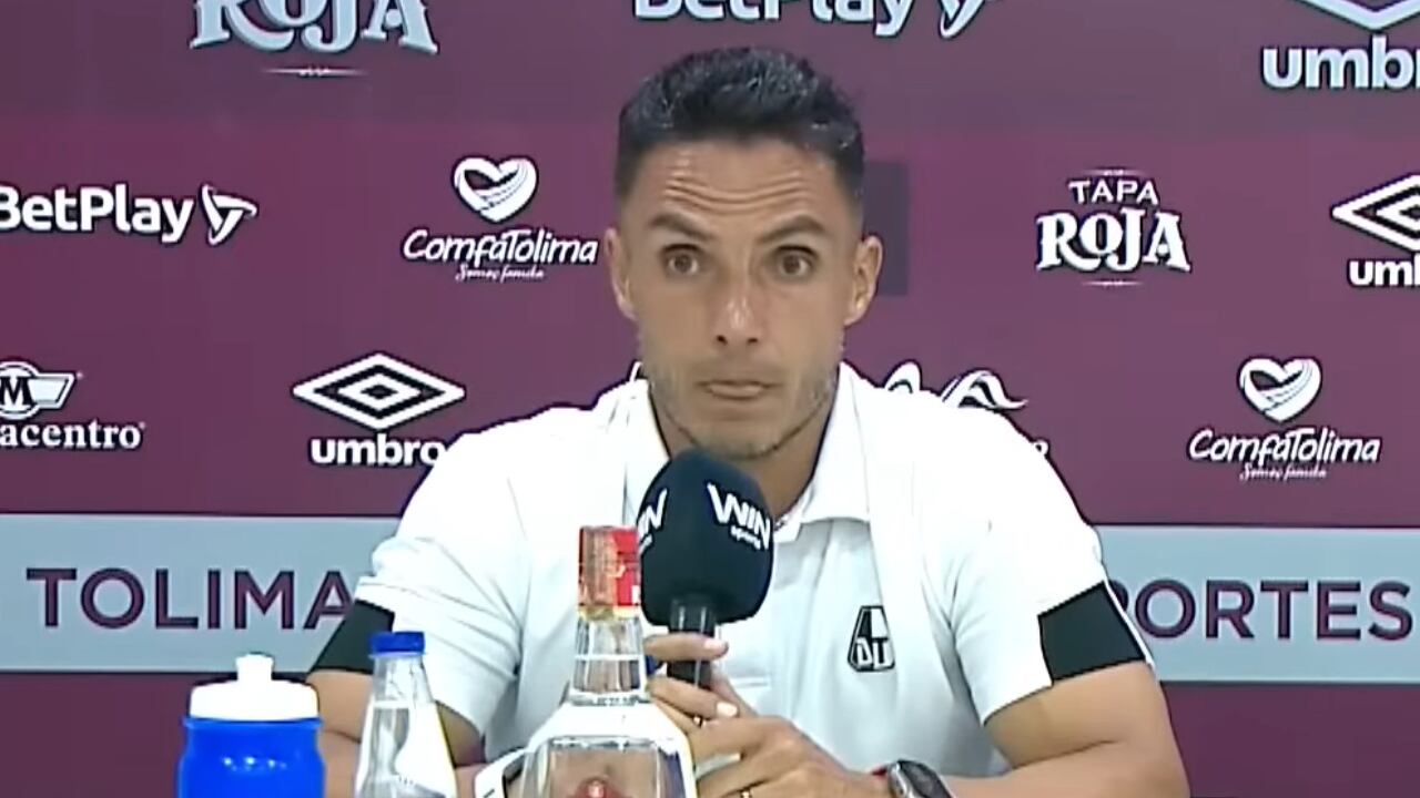 Lucas González en rueda de prensa.