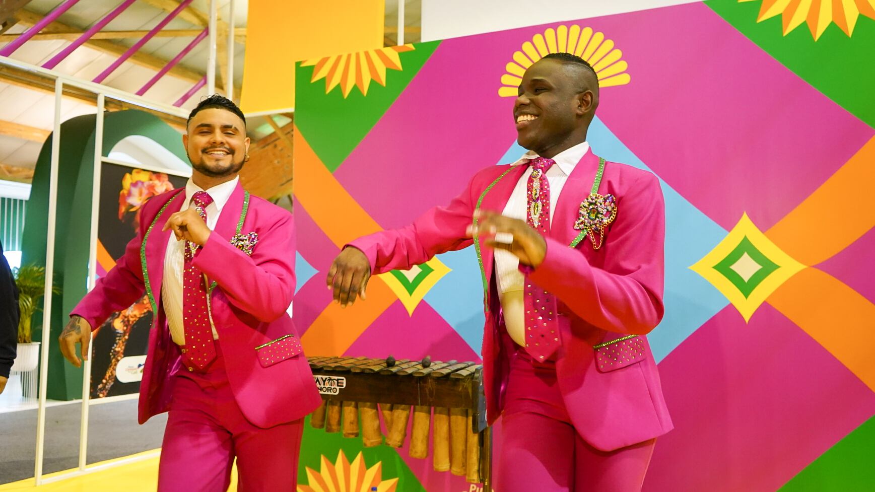 Stand 'Cali es cultura popular' en la Feria Internacional del Libro de Bogotá 2023.