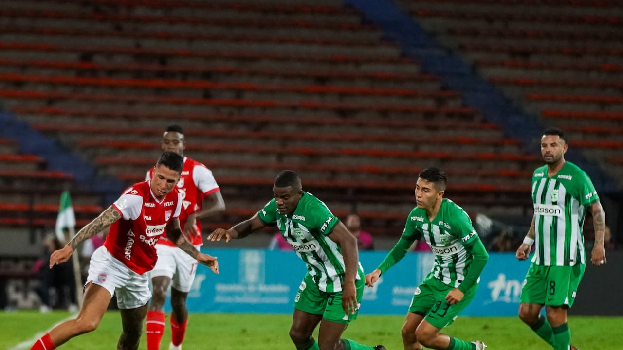 Tras el empate, los dos equipos quedaron con 30 puntos.