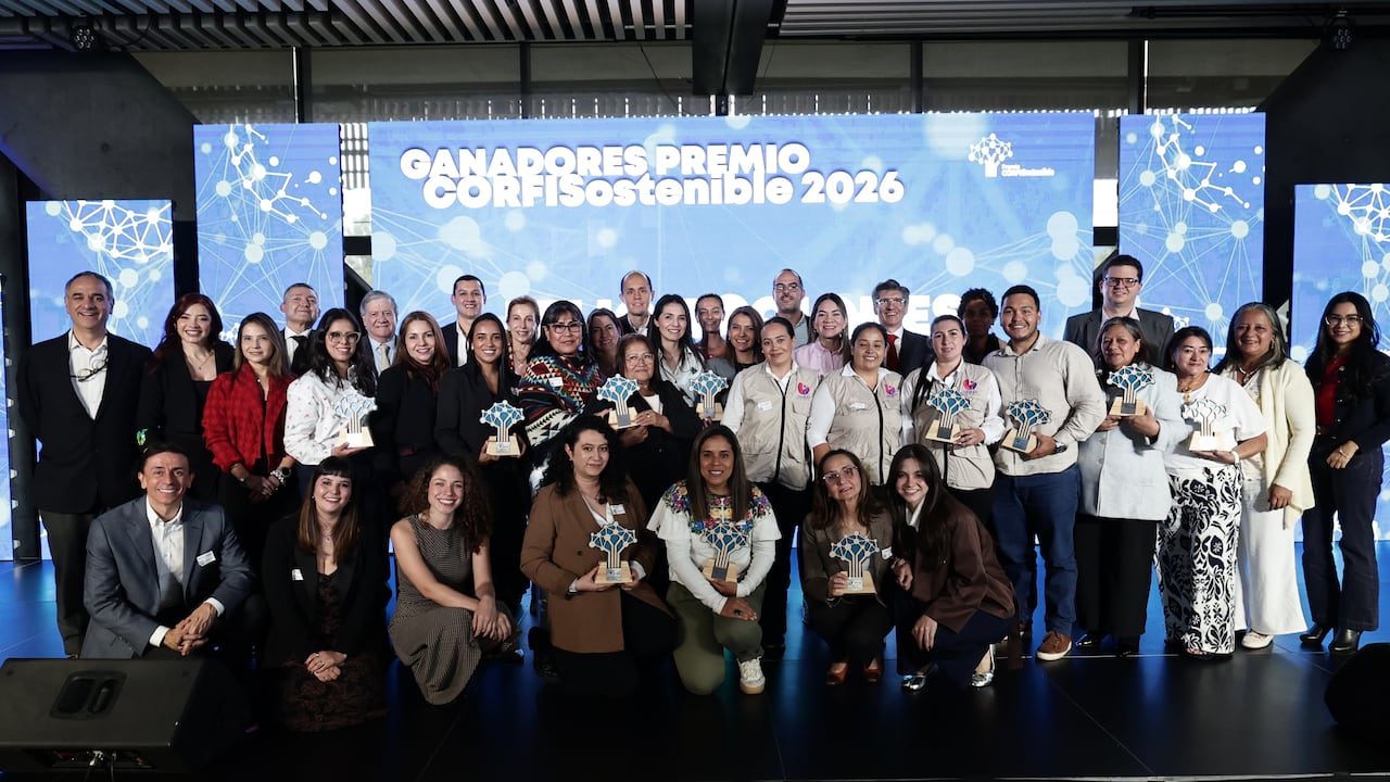 A lo largo de cuatro año, los premios han reconocido 45 iniciativas con más de 600 millones de pesos, acompañamiento técnico y visibilidad. Entre las categorías sobresalen el aporte al medio ambiente, el impacto social, la diversidad, la inclusión y los negocios sostenibles.
