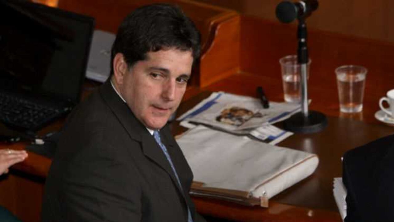 El juicio, que se inició a finales del 2014, ya está llegando a su fin y continúa este lunes con los alegatos de conclusión de la Fiscalía, la Procuraduría y la defensa del exfuncionario.