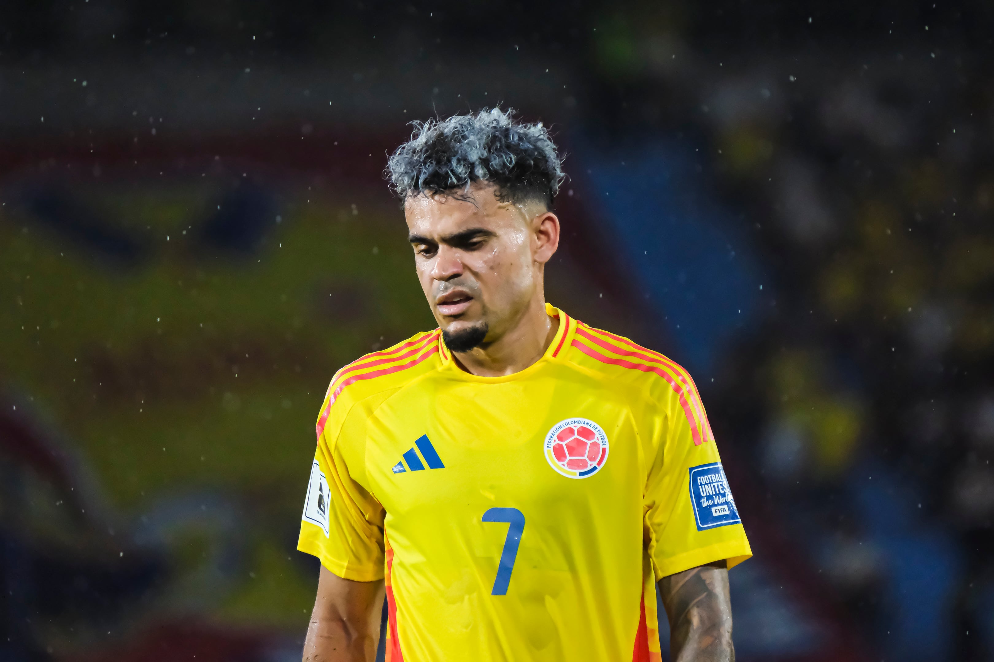 BARRANQUILLA, COLOMBIA - SEPTEMBER 4: Luis Diaz of Colombia looks on during a FIFA World Cup 2026 Qualifier match between Colombia and Bolivia at Roberto Melendez Metropolitan Stadium on September 4, 2025 in Barranquilla, Colombia. (Photo by David Nieto/Eurasia Sport Images/Getty Images)