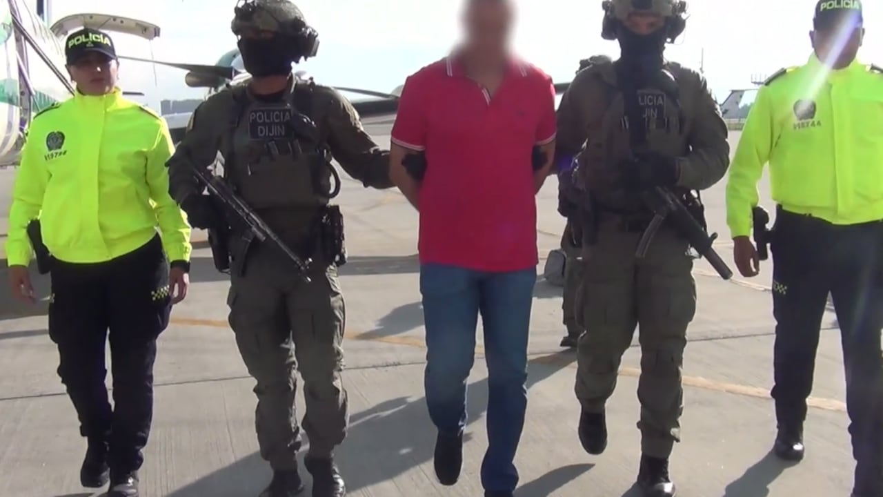 Captura de alias 'El bendecido', el zar del contrabando, según la Policía, en Buenaventura en el Valle del Cauca.