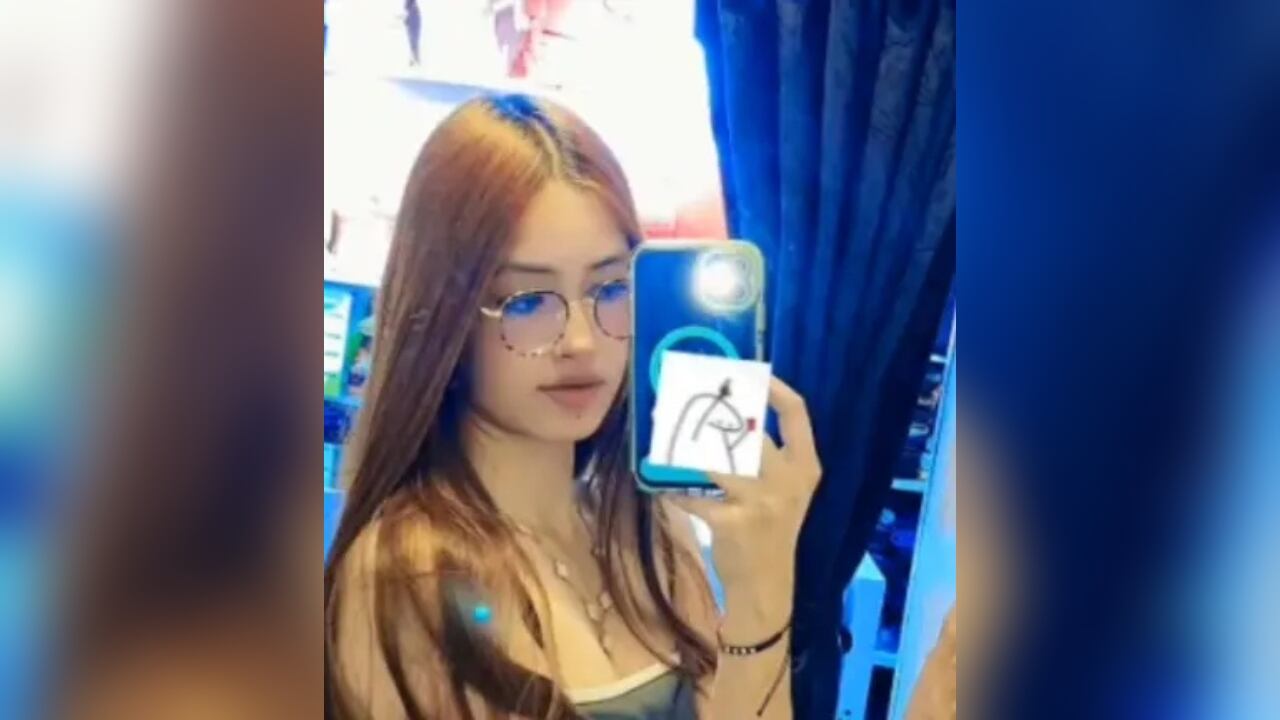 Esta es una de las jóvenes que también está desaparecida.