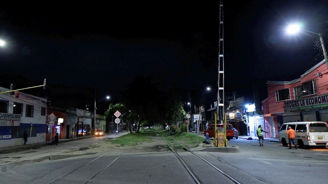 Nueva iluminación led en las avenidas de Bogotá.