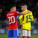 Charles Aranguiz y Matheus Uribe.