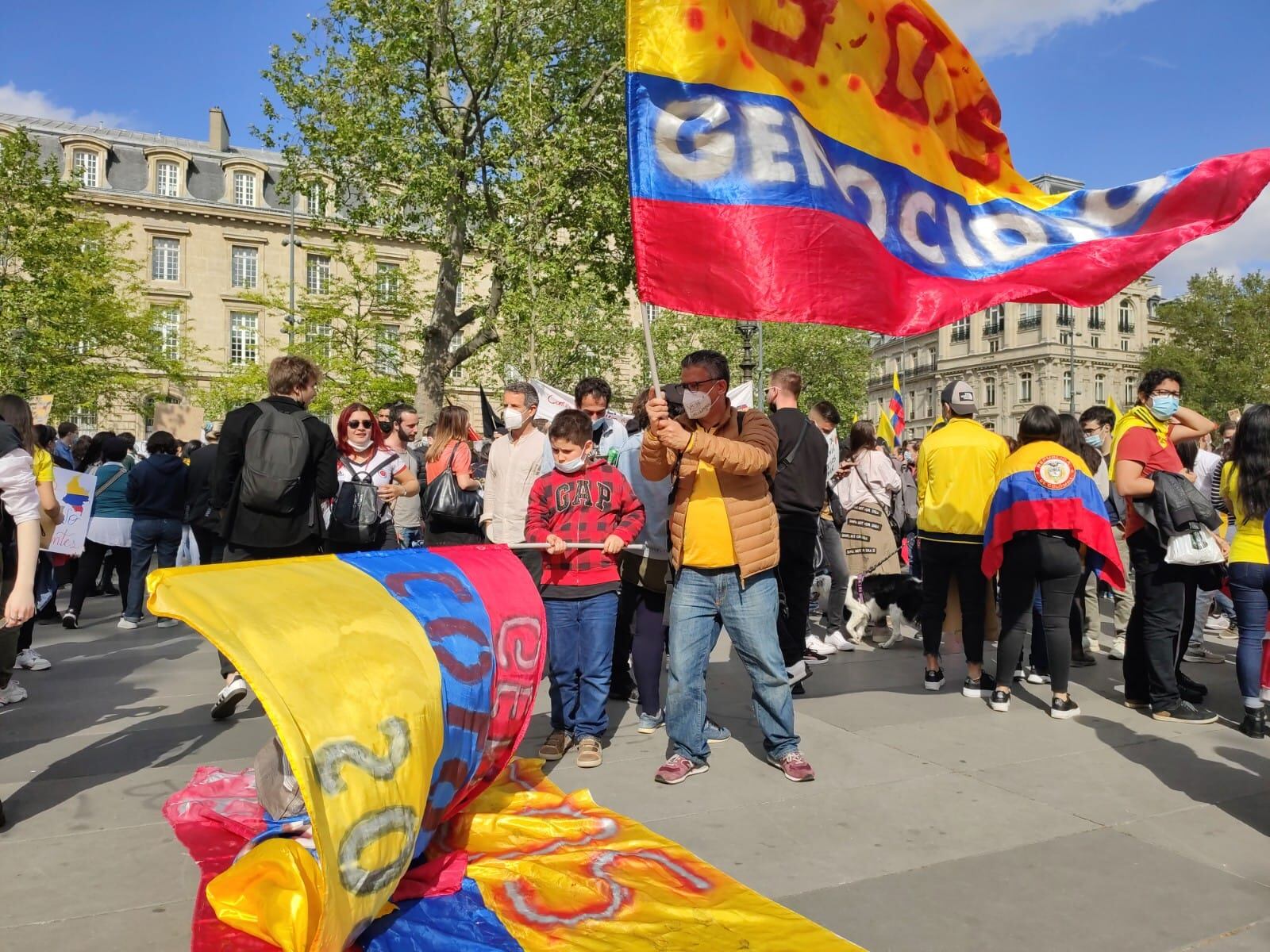 Adair Lamprea, uno de los organizadores de las protestas en París